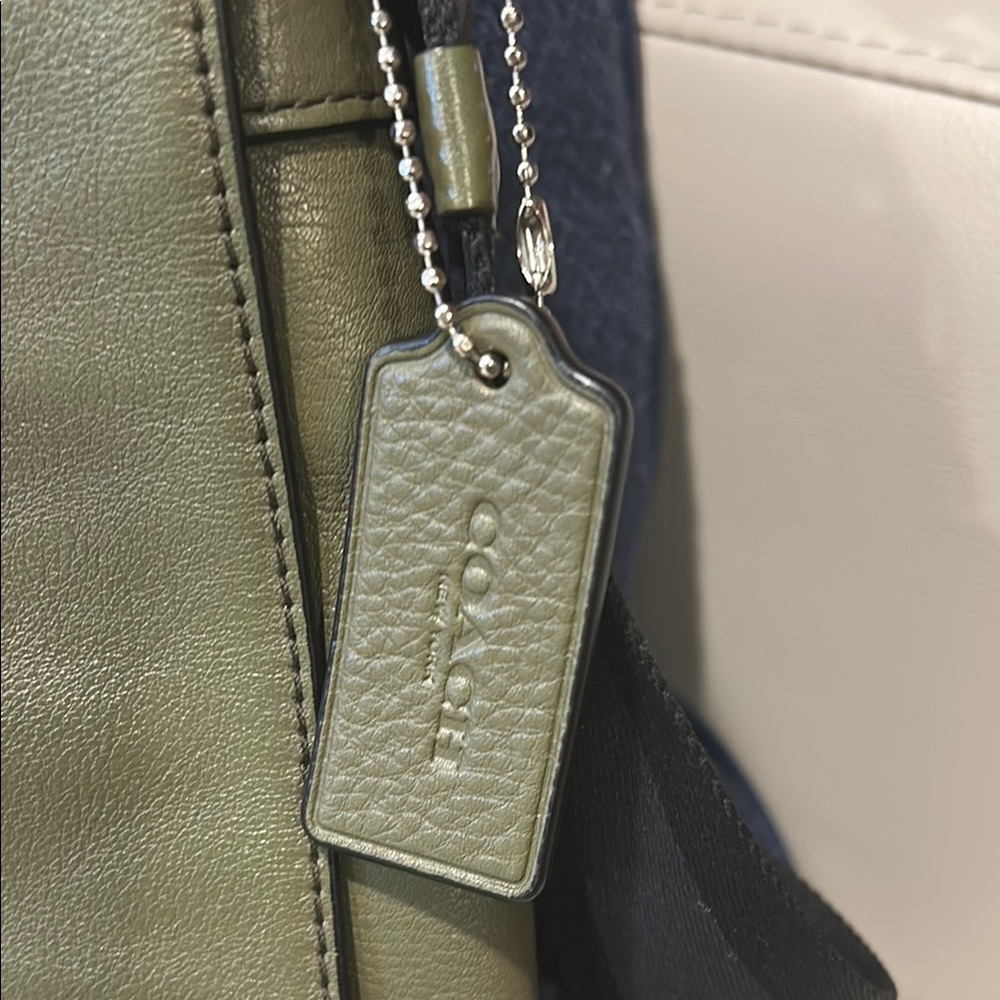 Coach Olive Green Leather Messenger Bag - Picture 2 of 13